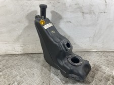 104188 serbatoio aprilia usato  Roma