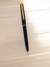 Lápis mecânico D4 verde escuro Gt Montblanc 350 comprar usado Lápis mecânico D4 verde escuro Gt Montblanc 350 comprar usado  Enviando para Brazil