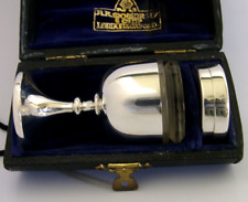 CONJUNTO DE FRASCO DE VIDRO INGLÊS SÓLIDO PRATA ESTERLINA CAIXA BOLACHA COPO CÁLICE 1951 RELIGIOSO comprar usado  Enviando para Brazil