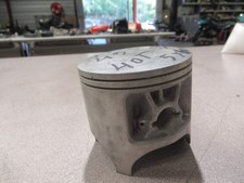 Piston d'occasion  Visan