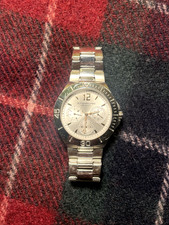 Relógio de mergulho feminino Stuhrling prata regata 558 quartzo 38 mm aço inoxidável comprar usado Relógio de mergulho feminino Stuhrling prata regata 558 quartzo 38 mm aço inoxidável comprar usado  Enviando para Brazil