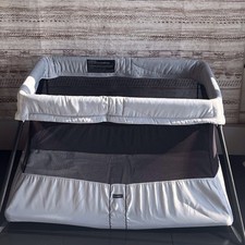 Babybjorn travel crib d'occasion  Expédié en Belgium