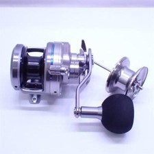 Mulinello daiwa saltiga usato  Spedire a Italy