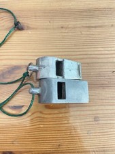 Lot ancien sifflet d'occasion  Mauguio
