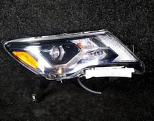 Nissan pathfinder headlamp d'occasion  Expédié en Belgium