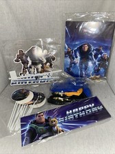 Pacote de festa de aniversário Buzz Lightyear: enfeite de bolo, 12 enfeites de cupcake, balões,+, usado comprar usado  Enviando para Brazil