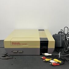 Console Nintendo Entertainment System NES + fonte de alimentação e cabo Av frete grátis comprar usado  Enviando para Brazil