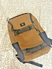 Mochila masculina Vans obstáculo laptop pacote de skate alças mostarda escura comprar usado Mochila masculina Vans obstáculo laptop pacote de skate alças mostarda escura comprar usado  Enviando para Brazil