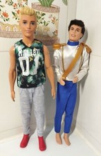 Lot poupées mattel d'occasion  Versailles
