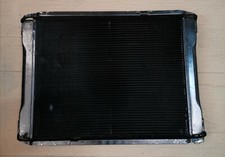 Radiateur 504 604 d'occasion Radiateur 504 604 d'occasion  Loriol-sur-Drôme