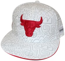 Chicago Bulls Hat Series #5 Kelly Knaga Limited Edition 2021-22 Nowy SGA 36033 na sprzedaż  Wysyłka do Poland