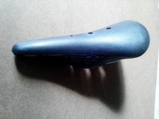 Selle vélo plastique d'occasion  Porcelette