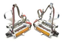 Pedais de pena de bicicleta de estrada SAKAE SR SP-152 ALE TOE CLIPS VERMELHO LAPIZE 9/16 x 20 TPI, usado comprar usado Pedais de pena de bicicleta de estrada SAKAE SR SP-152 ALE TOE CLIPS VERMELHO LAPIZE 9/16 x 20 TPI, usado comprar usado  Enviando para Brazil