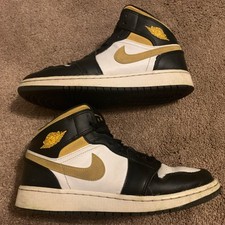Air jordan mid for sale  West Greenwich