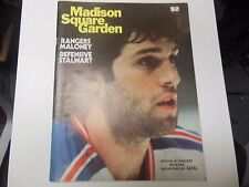 1979 MADISON SQUARE GARDEN REVISTA OFICIAL NY RANGERS E 1979 REVISTA GOAL NHL comprar usado  Enviando para Brazil