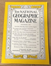 National geographic magazine for sale  Lomita