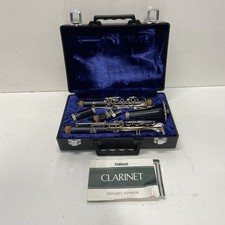 Clarinete Yamaha YCL-26 BB estojo rígido manual estudante sopro de madeira comprar usado  Enviando para Brazil