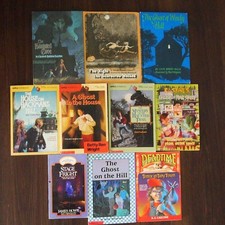 Vintage Lot 10 HALLOWEEN SCARY Chapter Children Books APPLE WEEKLY READER comprar usado  Enviando para Brazil