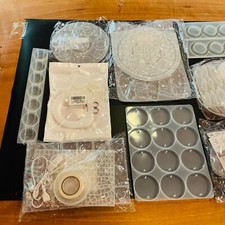 Large lot resin for sale  Arlington