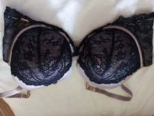 Per una bra for sale  STOCKPORT
