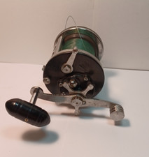 Carretel de pesca convencional Penn 500 Jigmaster preto feito nos EUA JB6B comprar usado  Enviando para Brazil