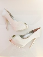 Scarpe con tacco usato  Lecce