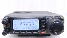 Yaesu 100d vhf d'occasion  Expédié en Belgium