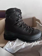 Scarponi montagna nr39 usato  Remanzacco