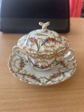 Xícara de chocolate com tampa de porcelana decorada à mão do século XIX Dresden comprar usado  Enviando para Brazil