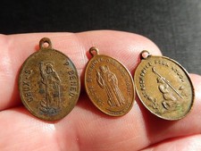 Lot petites medailles d'occasion  Aubenas