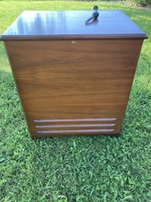 Leslie 120 cabinet for sale  Mason