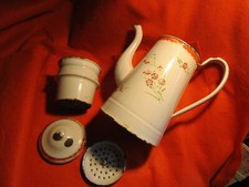 Jolie cafetiere ancienne d'occasion  Ainay-le-Château