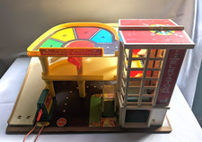 toy parking garage for sale  Lake Stevens