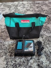 Carregador Makita 14-18vdc Li-ion / 7-14vdc Ni-MH. DC18RC.  Carregador + bolsa 18V LXT comprar usado  Enviando para Brazil