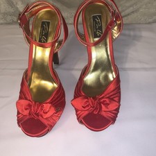 Pin couture red for sale  Saucier