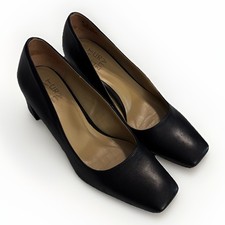 Naturalizer women karina for sale  Orange City