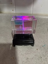 Cubo de vidro 3D gravado a laser EUA 9/11 e Washington DC com base iluminada comprar usado  Enviando para Brazil