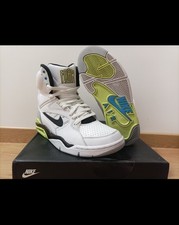 Nike air command d'occasion  Breuillet