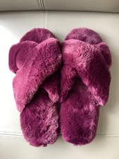 Ladies maroon fluffy for sale  HEMEL HEMPSTEAD