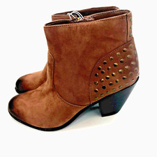 Sam libby boots for sale  New Middletown