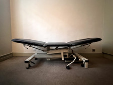 Hydraulic treatment couch for sale  LONDON