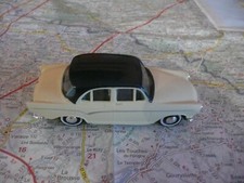 Simca aronde bicolore d'occasion  Évrecy