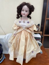 Superbe poupee porcelaine d'occasion Superbe poupee porcelaine d'occasion  Flixecourt