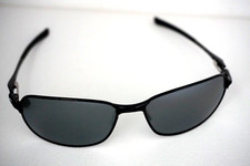 Oakley occhiali sole usato  Spedire a Italy