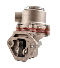 Pompe carburant 6585.030 d'occasion  Lubersac
