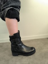 Bottine low boots d'occasion  Issy-les-Moulineaux