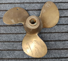 Hélice bronze pales d'occasion Hélice bronze pales d'occasion  Le Havre-