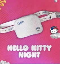 Bolsa tiracolo Hello Kitty Night Los Angeles Dodgers 16/04/24 nova na bolsa fechada comprar usado  Enviando para Brazil