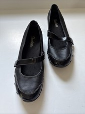 Skechers sassies mary for sale  Lansing