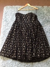 Fabulous strapless bustier for sale  LEIGH